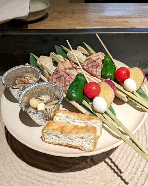 神楽坂 囲炉裏焼肉 祇園的实拍高清图