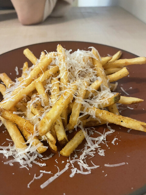 bistro plus的实拍高清图