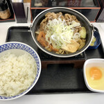 吉野家 京都九条店的實拍圖