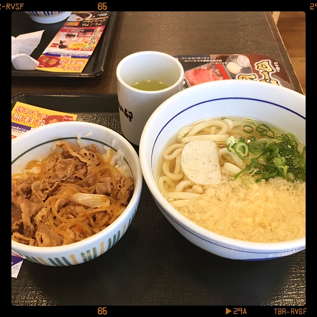 なか卯 北野白梅町店的实拍高清图