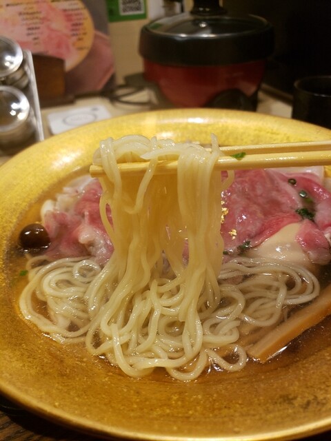 松阪牛ラーメン 一人しゃぶしゃぶ 松虎的實拍高清圖