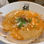 担担麺 胡 京都駅前店的实拍图
