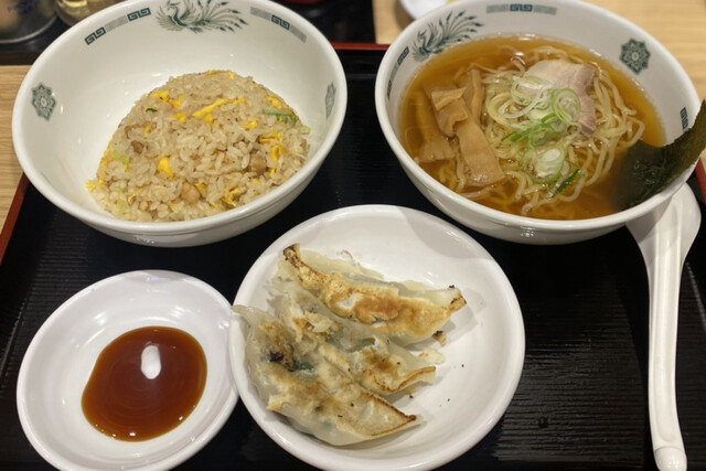 日高屋 ビーンズ阿佐ヶ谷てくて店的實拍高清圖