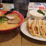 横浜家系ラーメン 星家的實拍圖