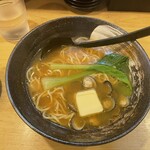 しじみラーメン Shi43屋 難波店的实拍图