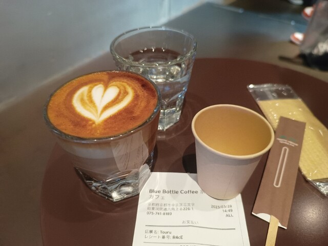 ブルーボトルコーヒー 京都六角カフェ的实拍高清图