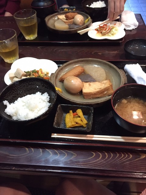 地下酒場的实拍高清图