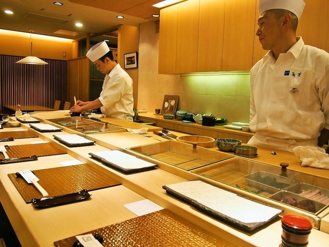 鮨 棗 大通りビッセ店的实拍高清图