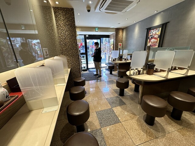 名代 富士そば 高田馬場駅前店的实拍高清图