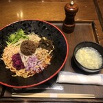 ニユートーキヨー 華琳 数寄屋橋店的實拍圖