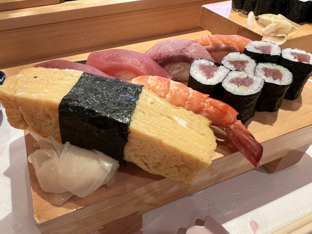 初音鮨本店的實拍高清圖