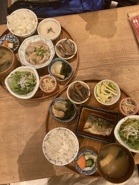 八百屋とごはん うらや 本店的實拍高清圖