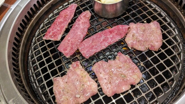 焼肉 ONAKANOMIKATA的實拍高清圖