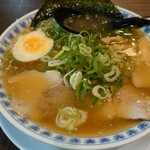 三興飯店的实拍图