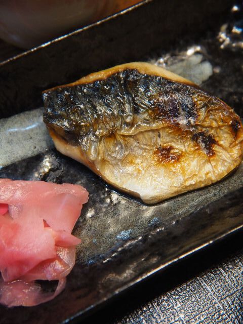 季さら月的实拍高清图
