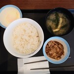 松屋 多摩愛宕店的实拍图