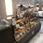recommendations for メゾン・カイザー・ショップ 銀座松屋店