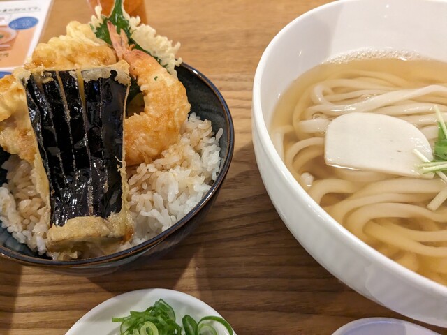 うどんダイニング 弥栄的實拍高清圖