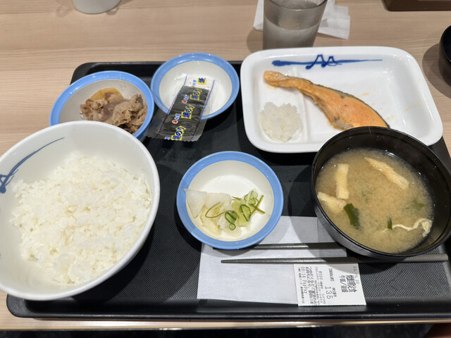 松屋 新宿靖国通り店的實拍高清圖