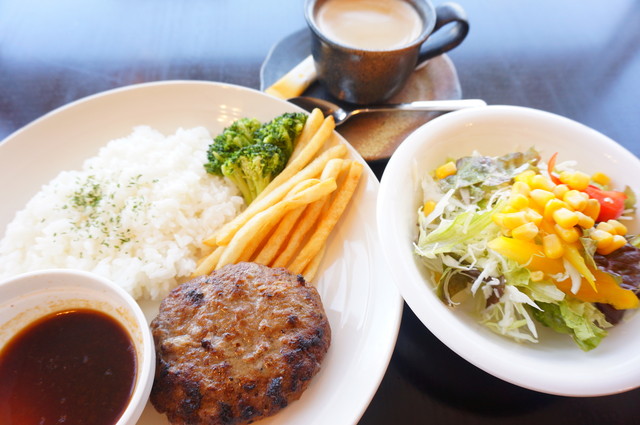 バロンドールカフェ的实拍高清图