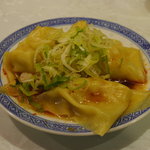 中国ラーメン揚州商人 新橋店的实拍图