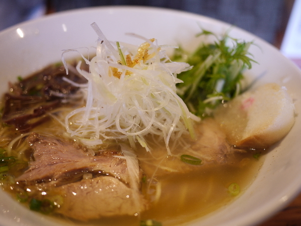 麺や 亀陣的实拍图