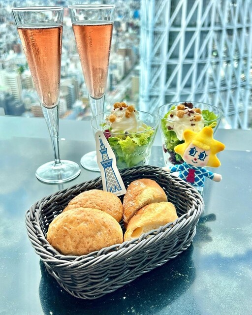 天空LOUNGE TOP of TREE 東京スカイツリータウン・ソラマチ店的實拍高清圖