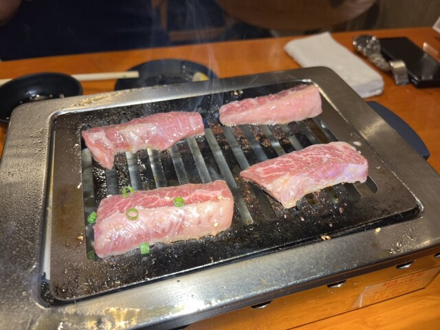 recommendations image for 焼肉ホルモン 瞭