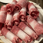 焼肉・しゃぶしゃぶ 肉の鶴々亭的实拍图