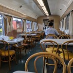 京都鉄道博物館 食堂車的实拍图