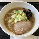 凡の風 杉むら中華そば店的实拍图