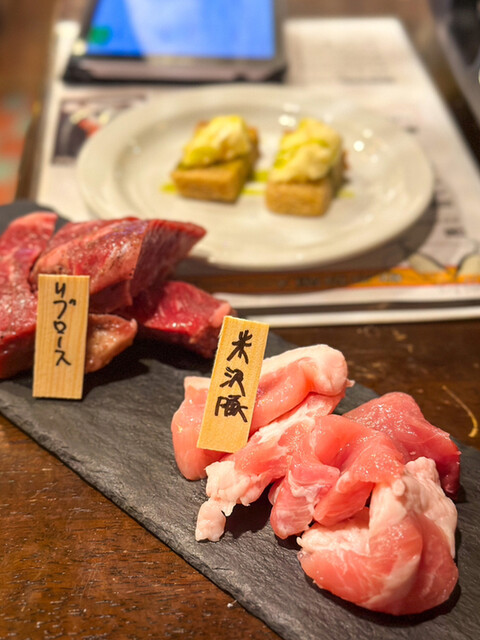 ステーキ居酒屋300B ONE 新宿店的實拍高清圖