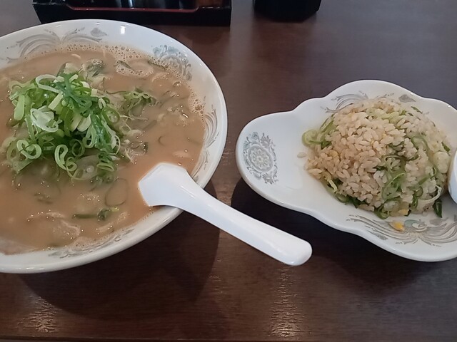 大黒ラーメン 福知山店的实拍高清图
