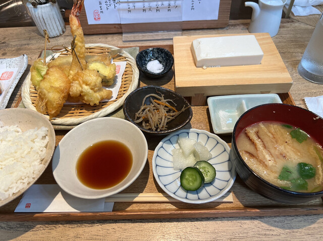 豆腐料理 空野 南船場店的實拍高清圖