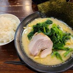 横浜家系ラーメン王子家的實拍圖