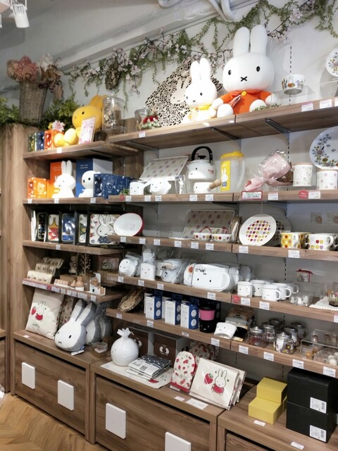 recommendations image for フラワーミッフィー 浅草店