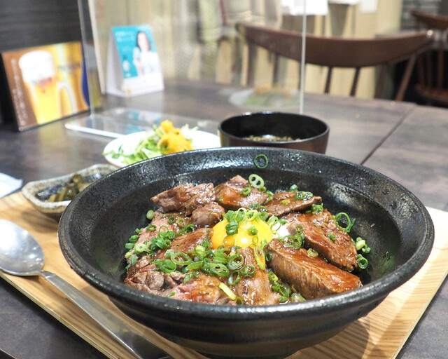 肉山食堂的實拍高清圖