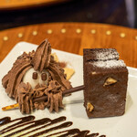 LUIDA'S BAR的实拍图