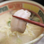 九州じゃんがららあめん 原宿店的實拍圖