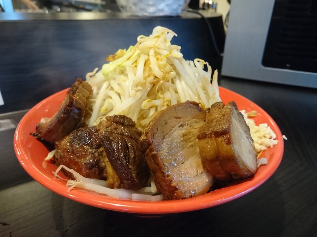 恵比寿ブタメン 早稲田店的實拍高清圖