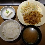 やよい軒 本町通り店的實拍圖