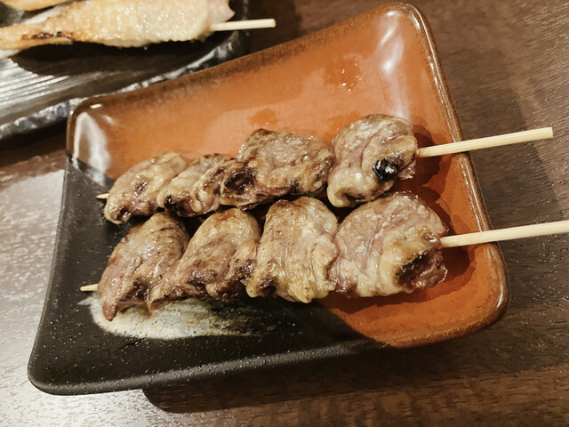 焼鳥 シシマル 行啓通店的实拍高清图