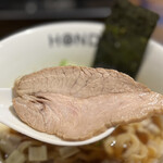 本田麺業 神田西口駅前店的實拍圖