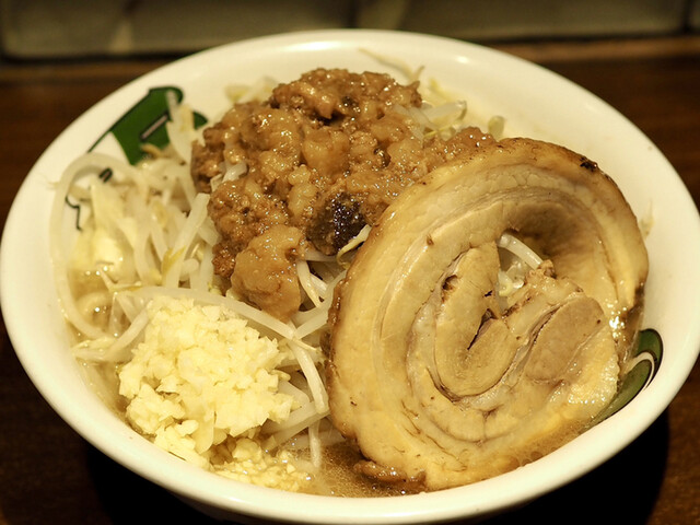 ラーメン 雷 東京本丸店的實拍高清圖