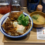 肉めし岡もと 御徒町店的實拍圖