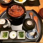 まるや本店 東京ミッドタウン店的实拍图