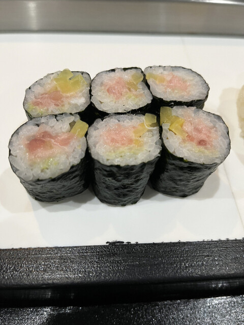 SUSHI HOUSE 鮨六的实拍高清图