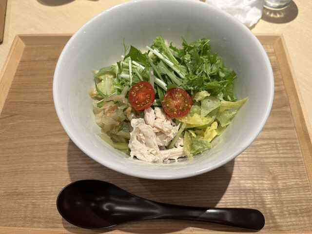 おかゆと麺 粥餐庁 グランフロント大阪店的实拍高清图