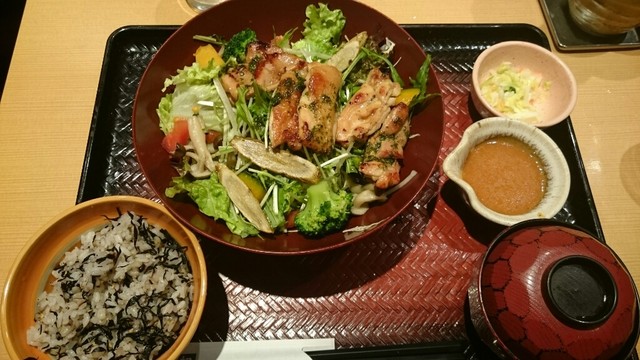 大戸屋 赤羽駅東口店的實拍高清圖