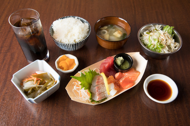 かみおか食堂的實拍高清圖